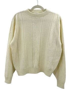Vintage 90s light butter yellow Mock Neck Textured Acrylic Knit Sweater Size L